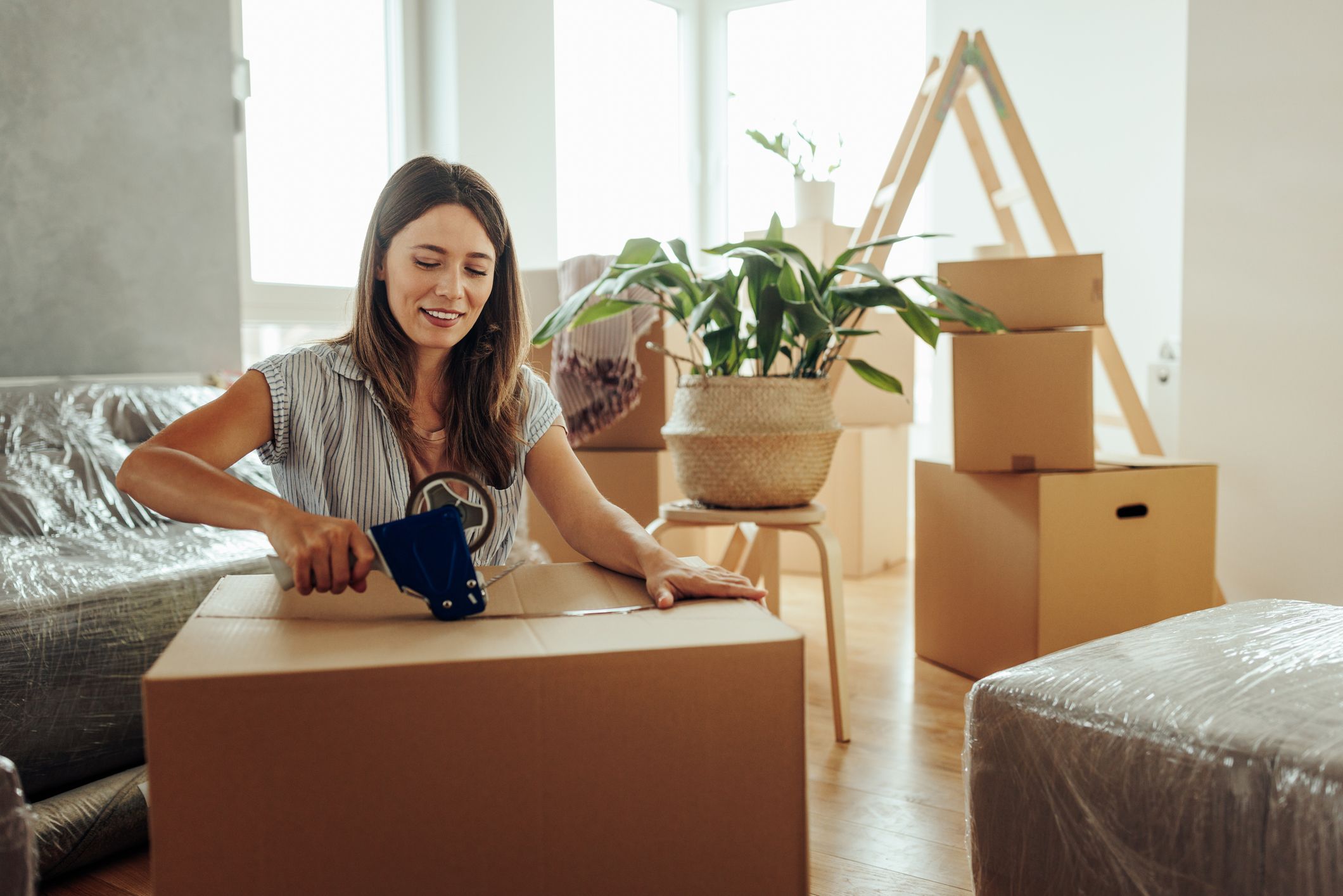 Decluttering Before Moving: A Stress-Free Guide